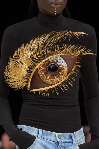 Look 144